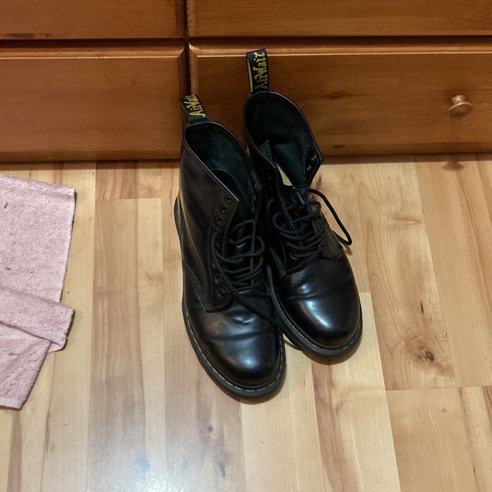 Doc Martins Air Wair Mens Dress Boots size 11